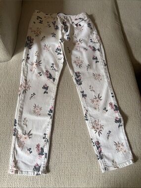 Lucky Brand White Skinny Jeans with Pink & Gray Floral Print